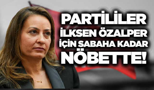 CHP Manisa'da İl Başkanlığı Açıklaması Sonrası Hareketlilik: Partililer Binanın Önünde Nöbette