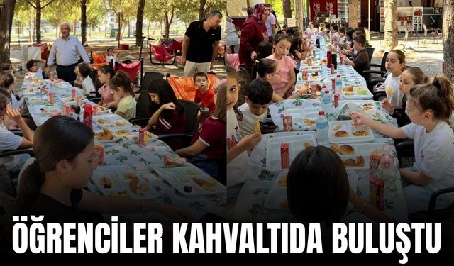 Kur'an Kursu öğrencileri kahvlatı etkinliğinde buluştu