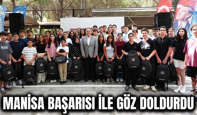 Manisa’nın gençleri hayallerindeki liselere yerleşti
