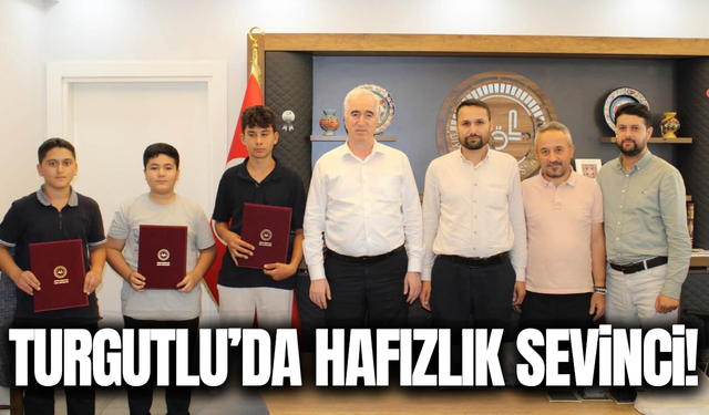 Turgutlu'da yeni hafızlar belgelerini aldı