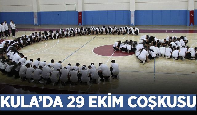 Kula'da Cumhuriyetin 103. yılı kutlandı