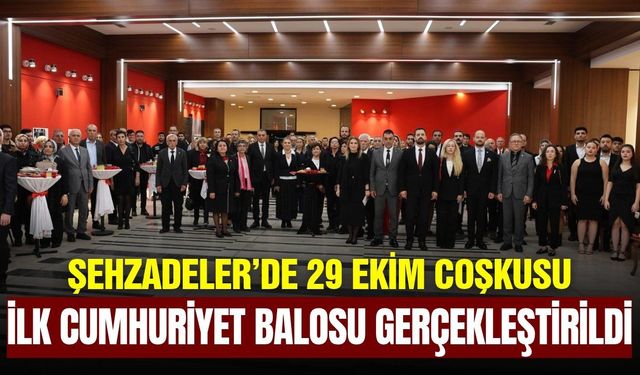Manisa'da 103. yıl coşkusu zirve yaptı
