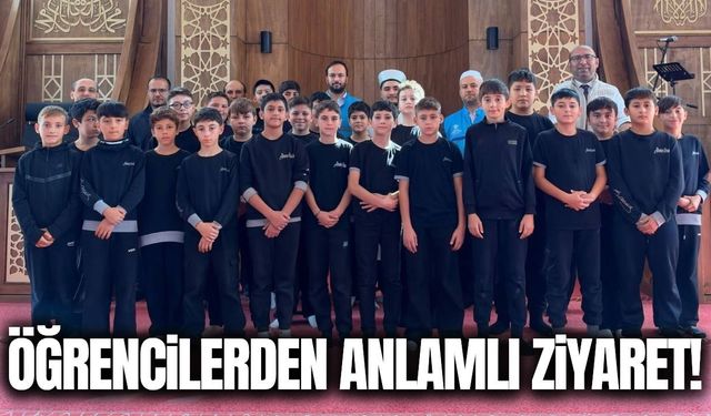 Soma’da öğrencilerden Ravza Camii ve Gençlik Merkezine ziyaret