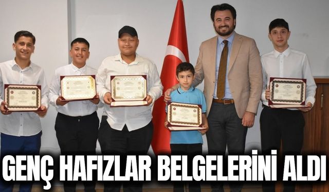 Yunusemre’de hafızlar belgelerini teslim aldı