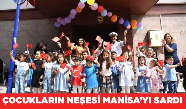 Manisa'da minik ellerden coşkulu 23 Nisan kutlaması
