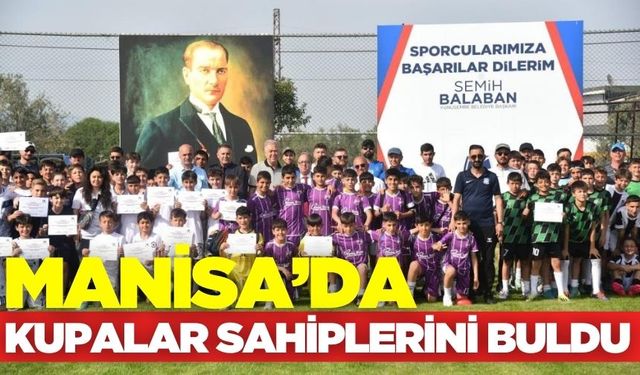 Manisa'da 23 Nisan futbol turnuvası tamamlandı