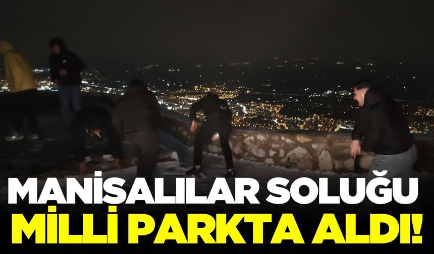 Spil Dağı Milli Parkı'nda mevsimin ilk karı!