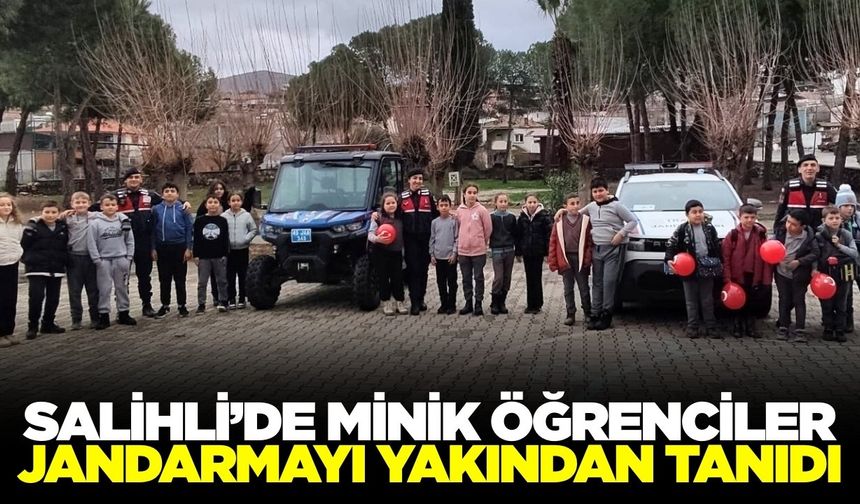 Salihli'de jandarmadan öğrencilere ziyaret