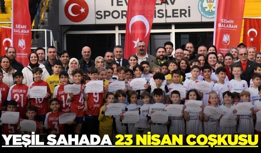 Manisa'da bayram coşkusu yeşil sahada yaşandı