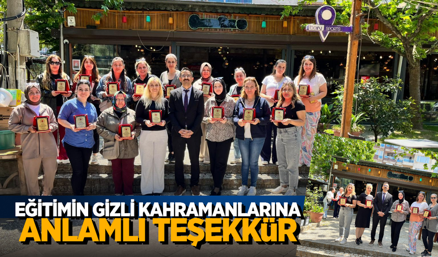 Murat Germen İlkokulu’nda Anneler Günü’ne Vefa Damgası