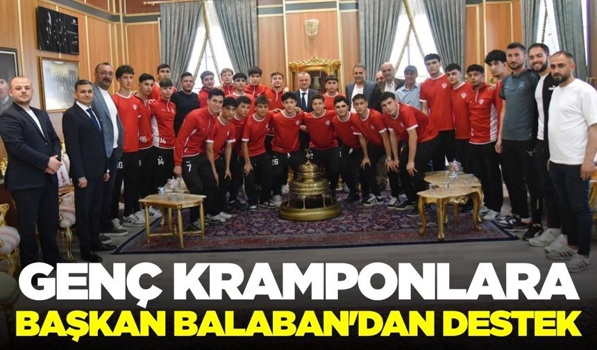 Yunusemre Belediyespor U18 takımı’na moral desteği