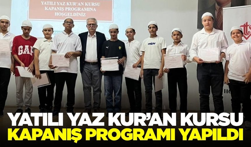 Akhisar'da Yatılı Yaz Kur'an Kursu Öğrencileri Belgelerini Aldı