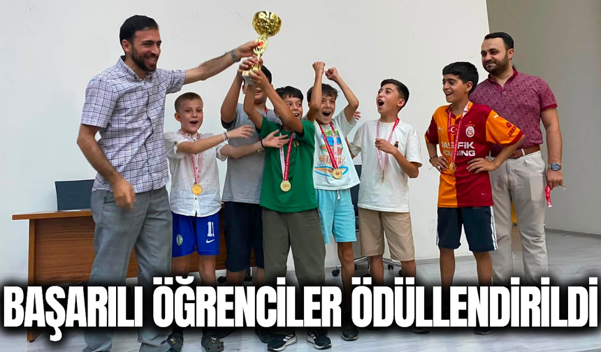 Salihli’de yaz Kur’an Kursları etkinlikleri ödül töreniyle taçlandı