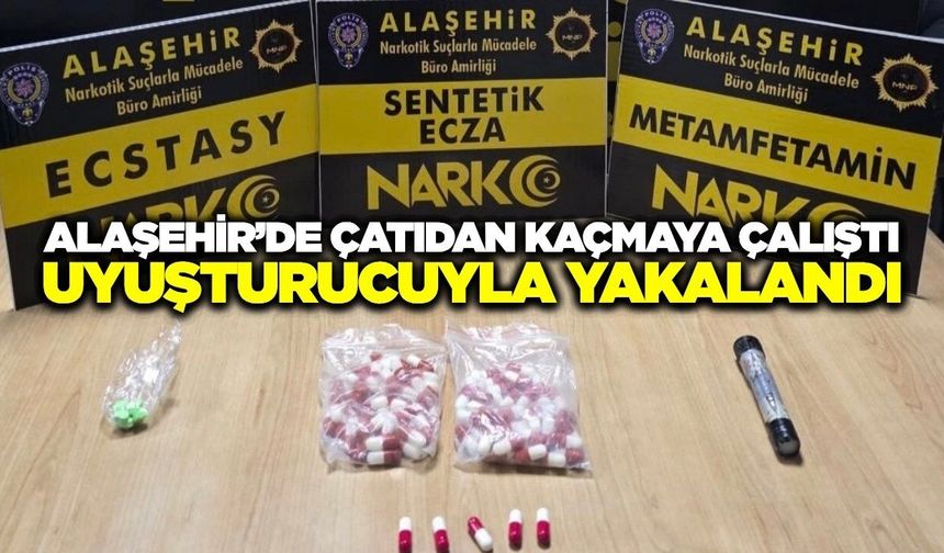 Alaşehir’de polisten kaçmak için çatıya çıktı, kovalamacayla yakalandı