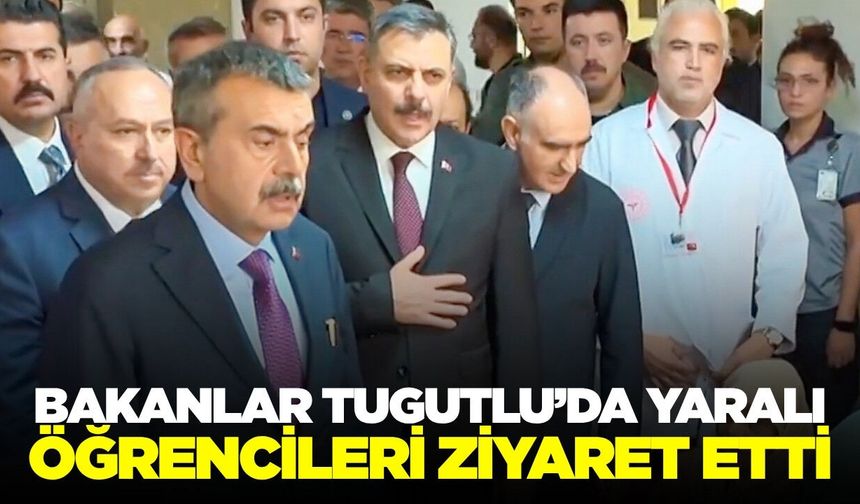 Bakan Çiftçi ve Bakan Tekin, Turgutlu’da yaralı öğrencileri ziyaret etti