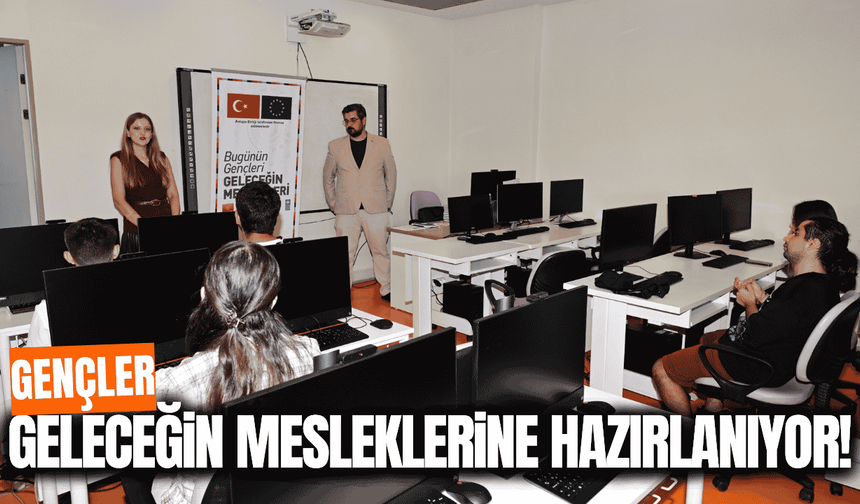 Manisa’da genç yazılımcılar sertifikalarına kavuştu