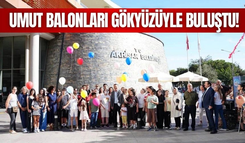 Manisa'da lösemiyi yenen Halil için gökyüzü renklendi!