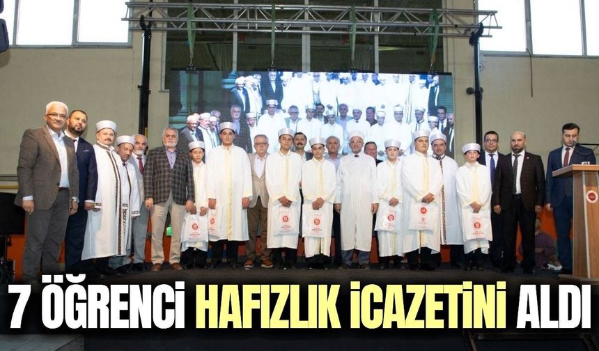 Kırkağaç’ta 7 hafız için icazet merasimi düzenlendi