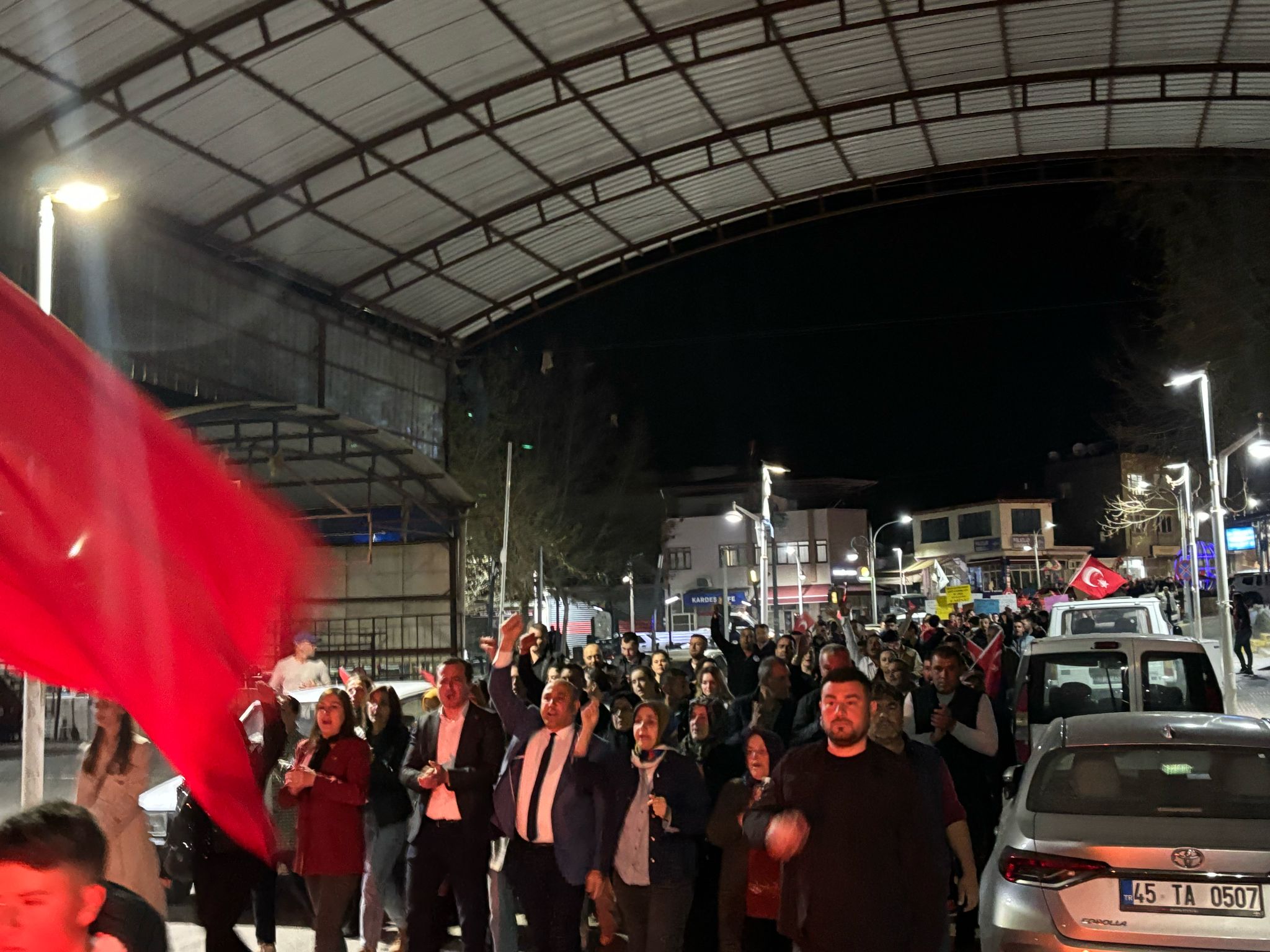 YÜRÜYÜŞTEN FOTOĞRAFLAR!