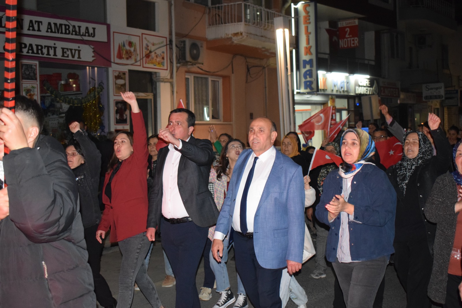 YÜRÜYÜŞTEN FOTOĞRAFLAR!