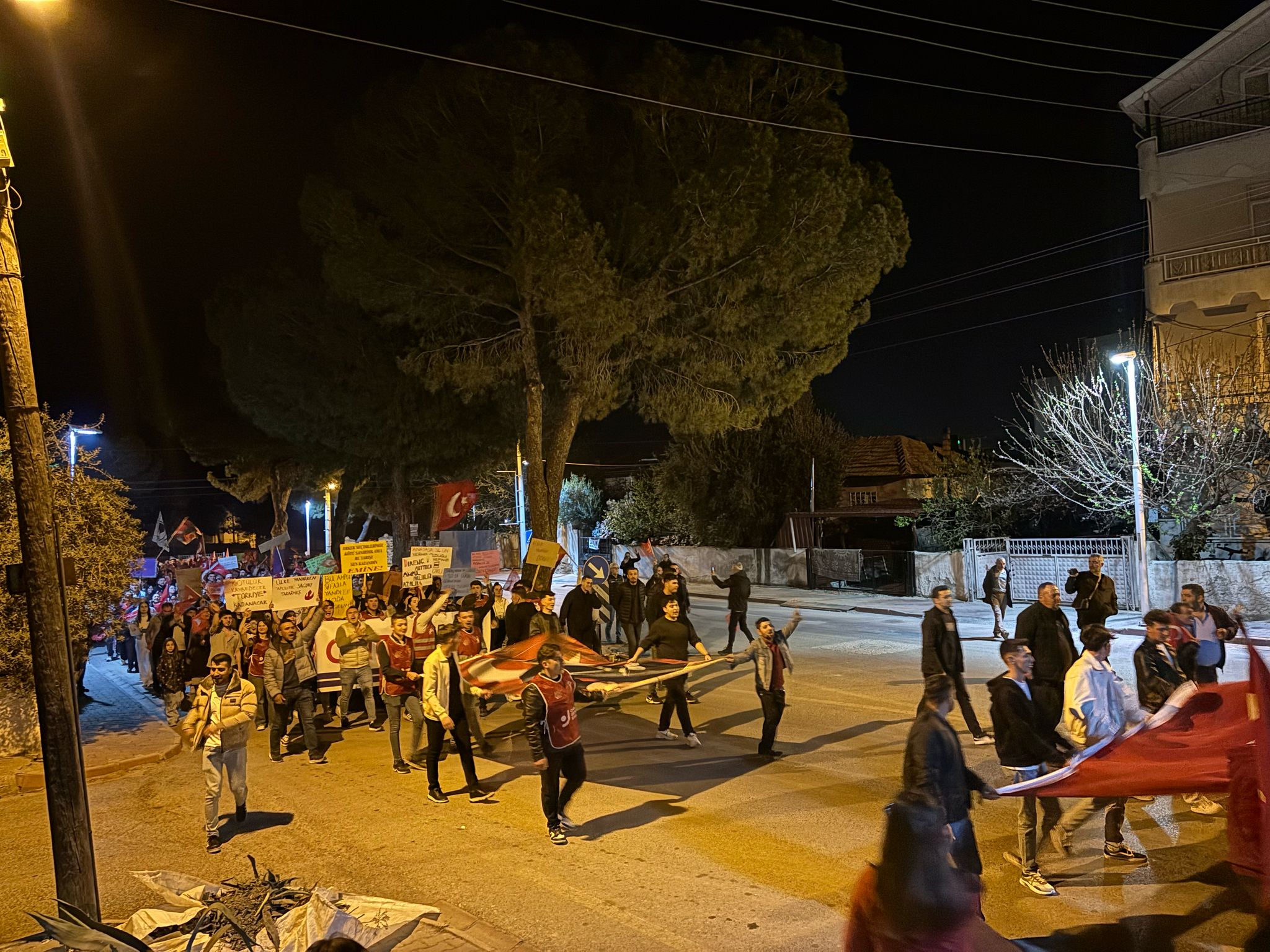 YÜRÜYÜŞTEN FOTOĞRAFLAR!