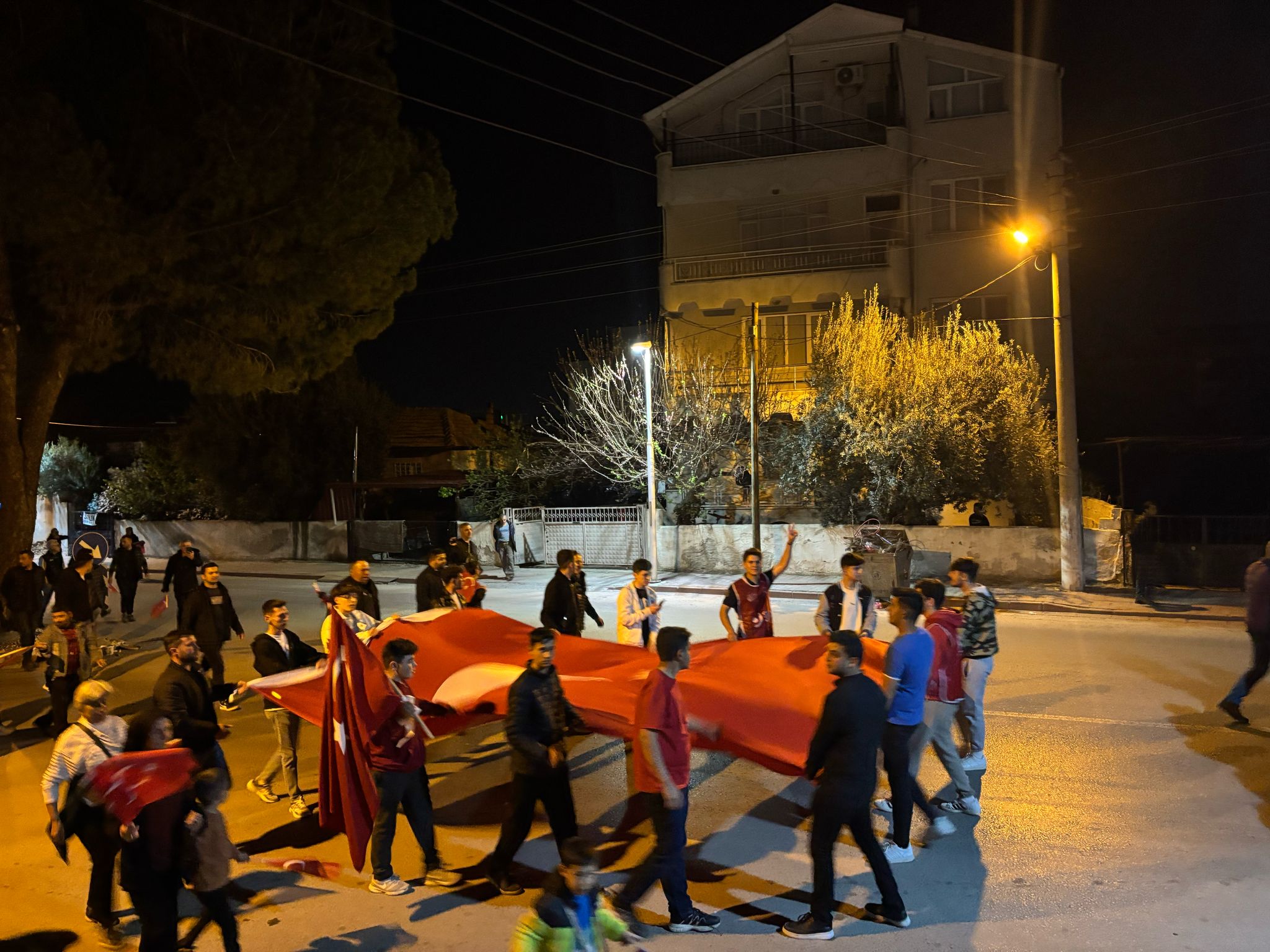 YÜRÜYÜŞTEN FOTOĞRAFLAR!