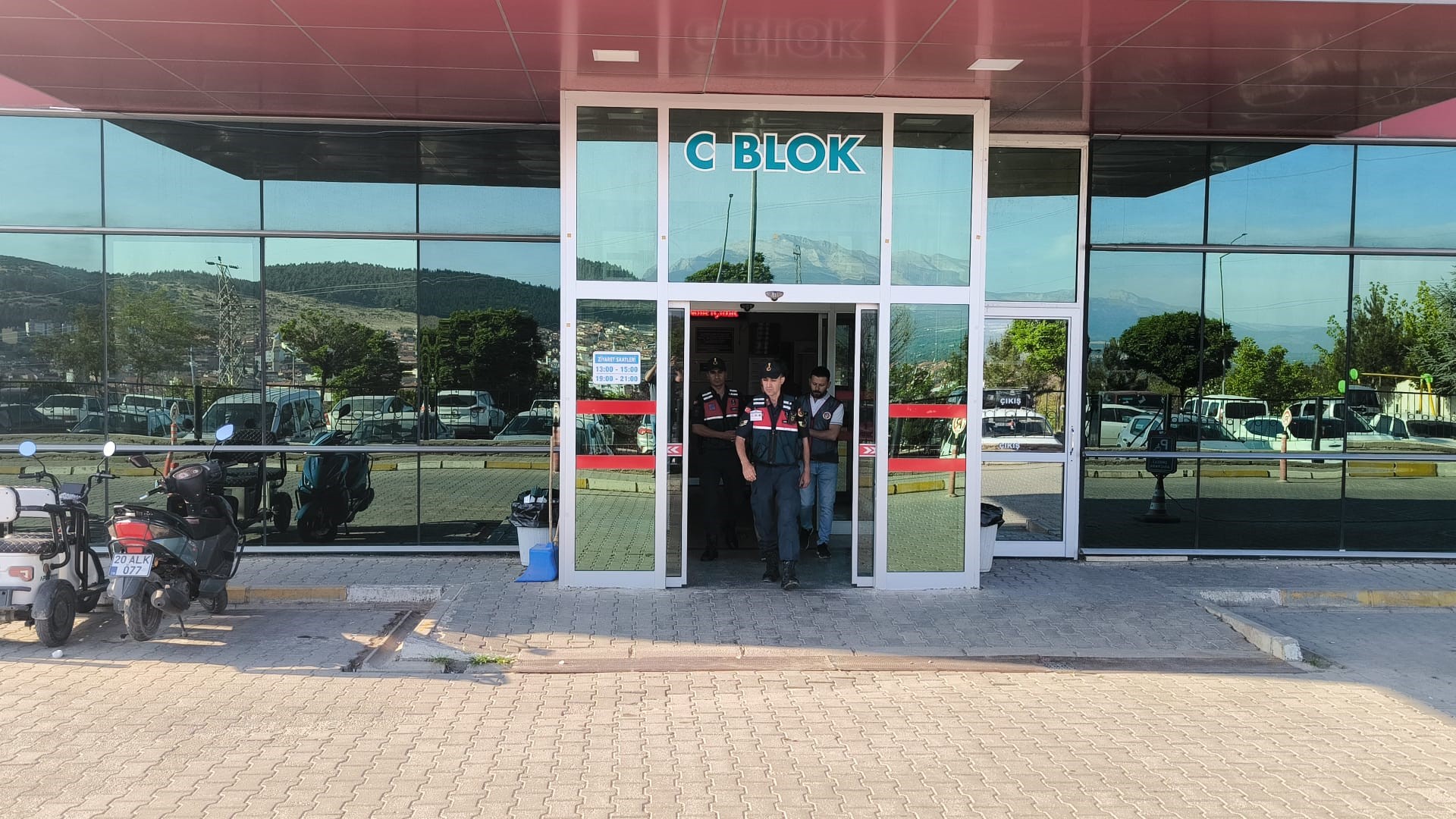 Denizli Seri Hırsız Yakalandı (4)