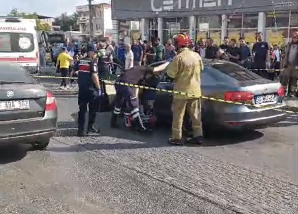 Izmir'de Dehşet Veren Anlar; 3 Ölü (3)