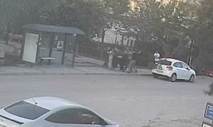 Izmir'de Komşu Kavgası Tutklama (4)