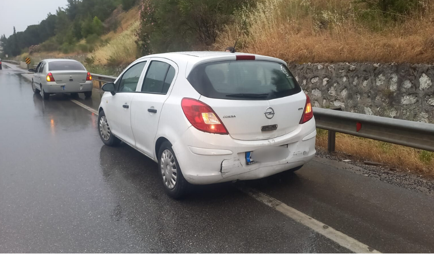 Manisa'da Yağmur Kazaları Beraberinde Getirdi 2 Yaralı (3)