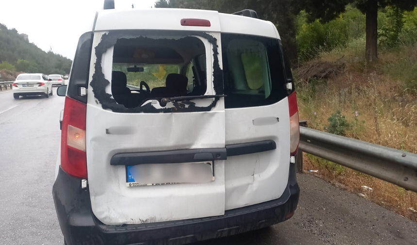 Manisa'da Yağmur Kazaları Beraberinde Getirdi 2 Yaralı