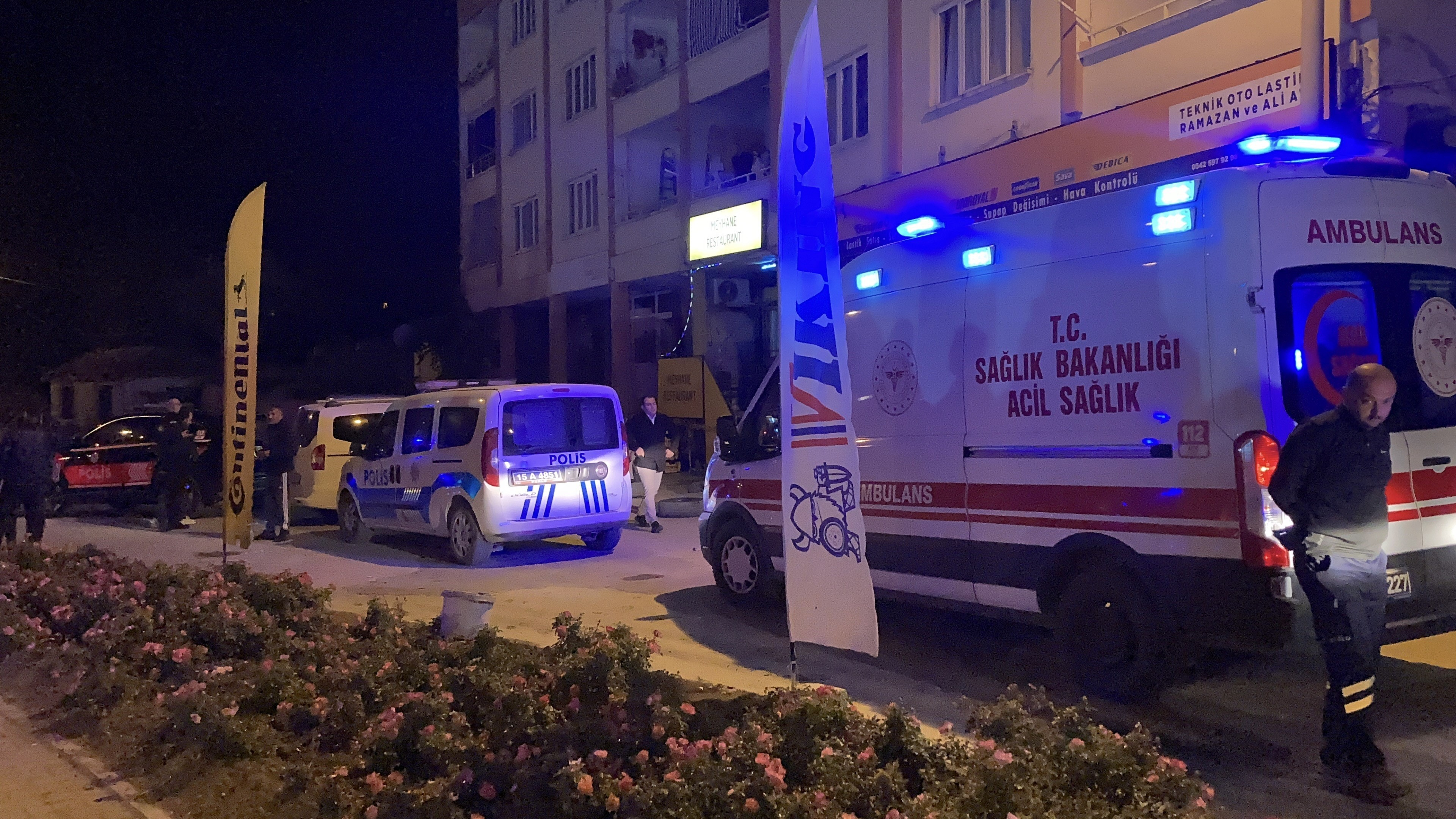 Restoranda Karşılaştığı Husumetlisini Öldürdü (5)