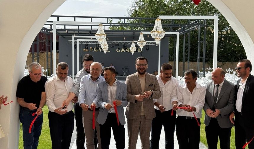Tamer Akkal (7)