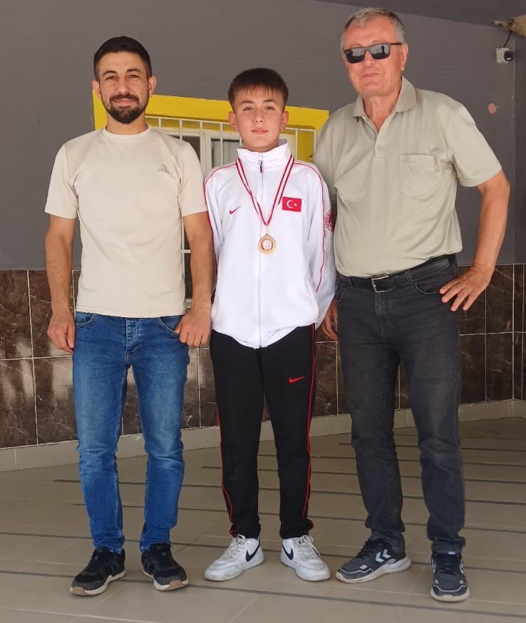 Sarıgöl'ün milli gururu Avrupa'dan dereceyle dönüyor-1