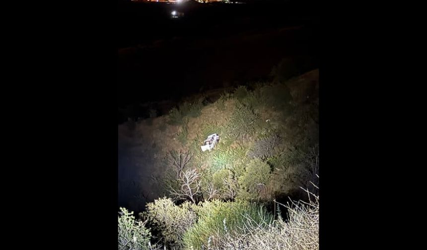 Alaşehir'de Feci Kaza Otomobil Uçuruma Yuvarlandı