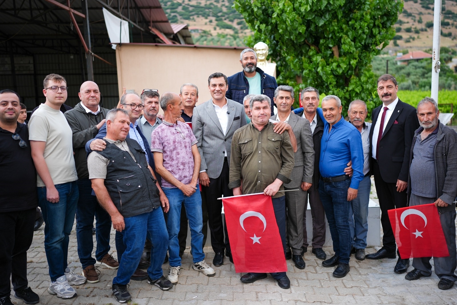 Başkan Zeyrek Alaşehir (1)