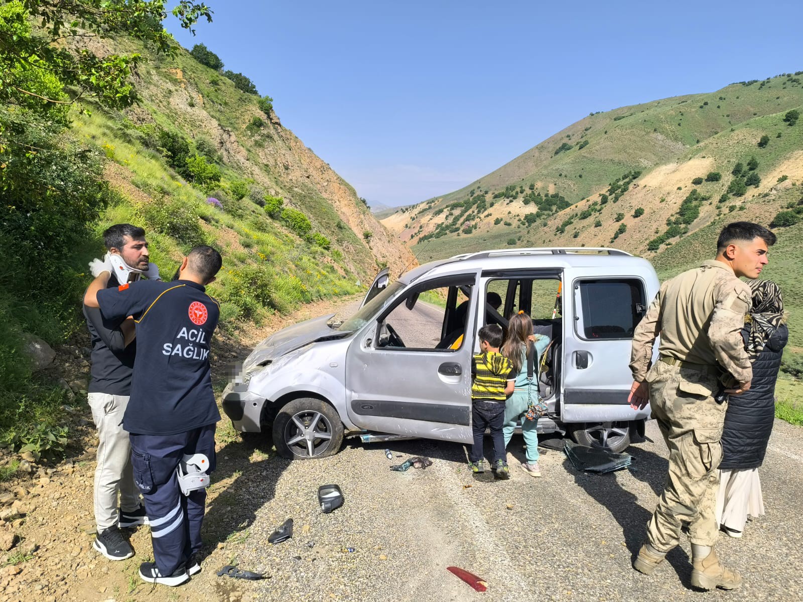 Dönüş Yolu Hastanede Bitti Manisa’ya Gelen Aile Kaza Yaptı (4)