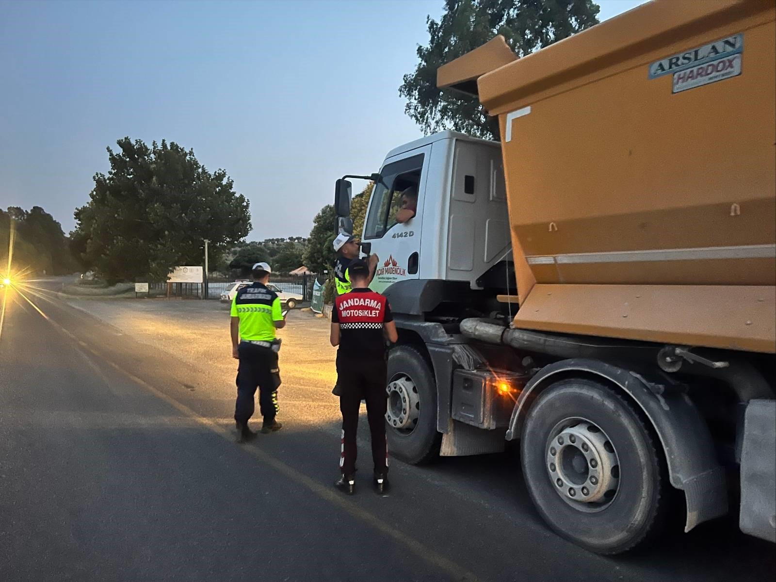 Ege’de Jandarmadan Şk Yol Ve Asayiş Uygulaması (2)
