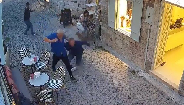 Filoğlu Grup Yönetim Kurulu Başkanı Ve Fenerbahçe Kongre Üyesi Iş Adamı Vuruldu (3)