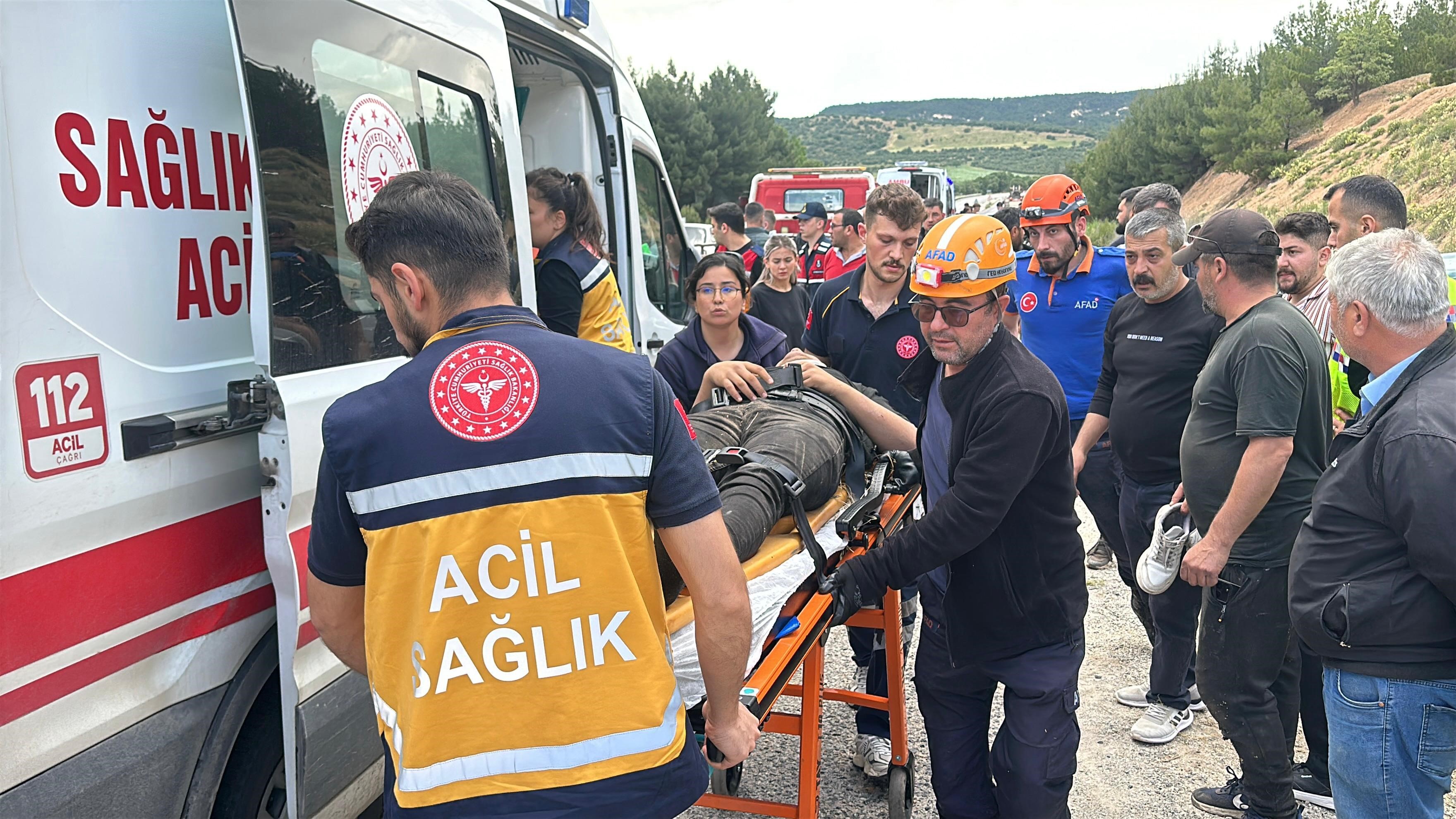 Iki Araç Çarpıştı 1'I Ağır 7 Yaralı (7)