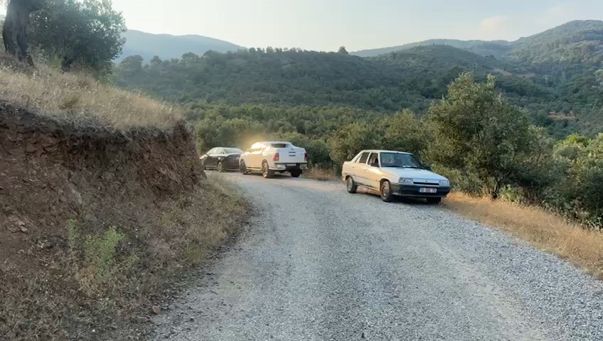 İmamoğlu’nun Babasına Ait Olduğu Iddia Edilen Güre’deki Arazide Arama Yapıldı (5)