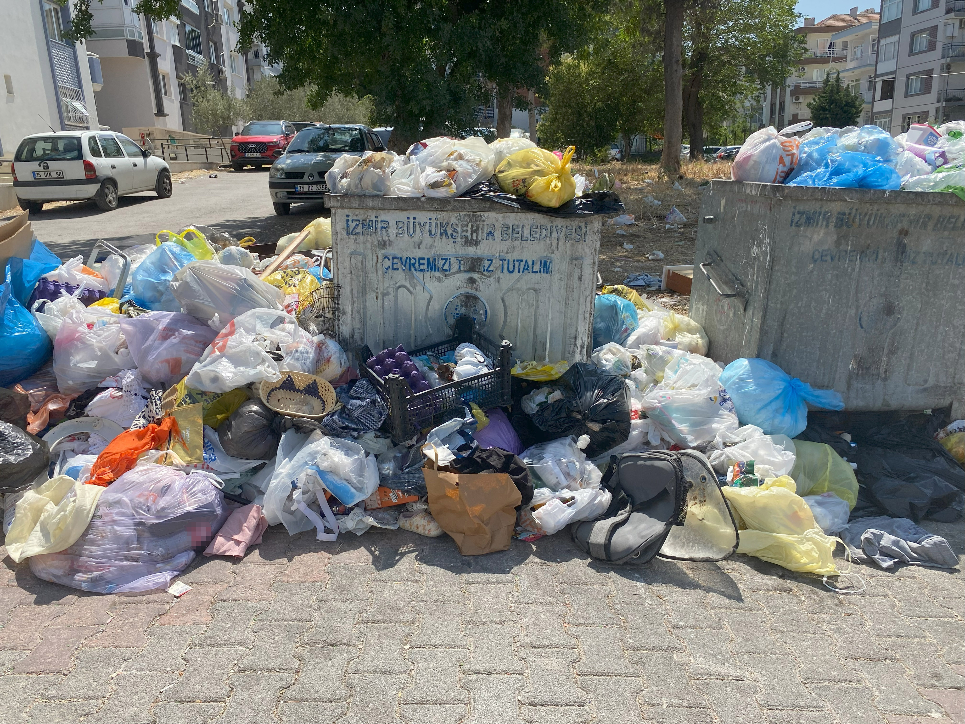 İzmir'in Sokakları Hindistan’ı Aratmadı Vatandaşlar Tepkili! (4)