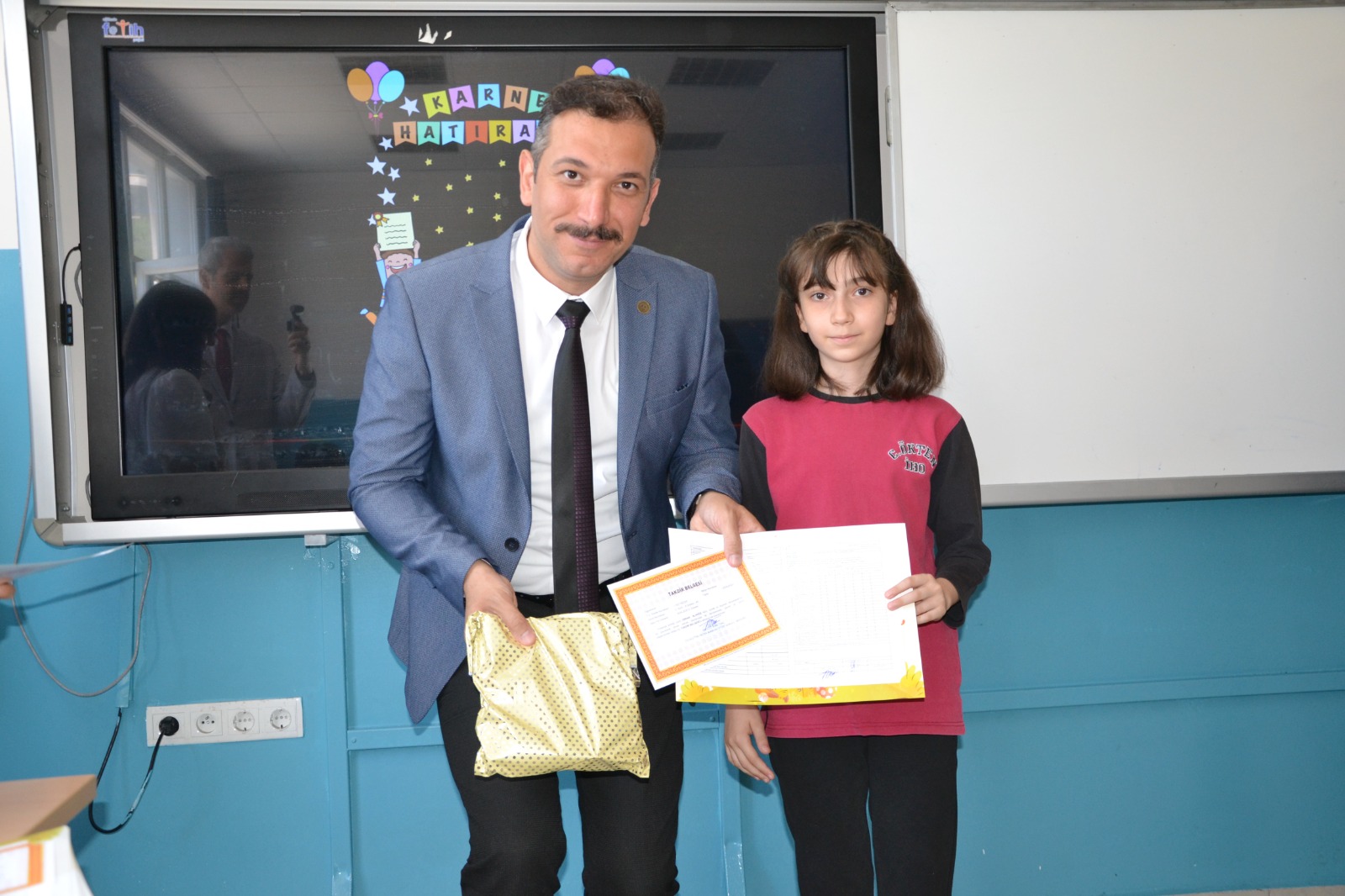 Manisa'daki 1146 Okulda Eğitim Gören 270 Bin 117 Öğrenci Ve Görev Yapan 19 Bin 944 Öğretmen, 2024 2025 Eğitim Öğretim Yılını Tamamladı. (6)