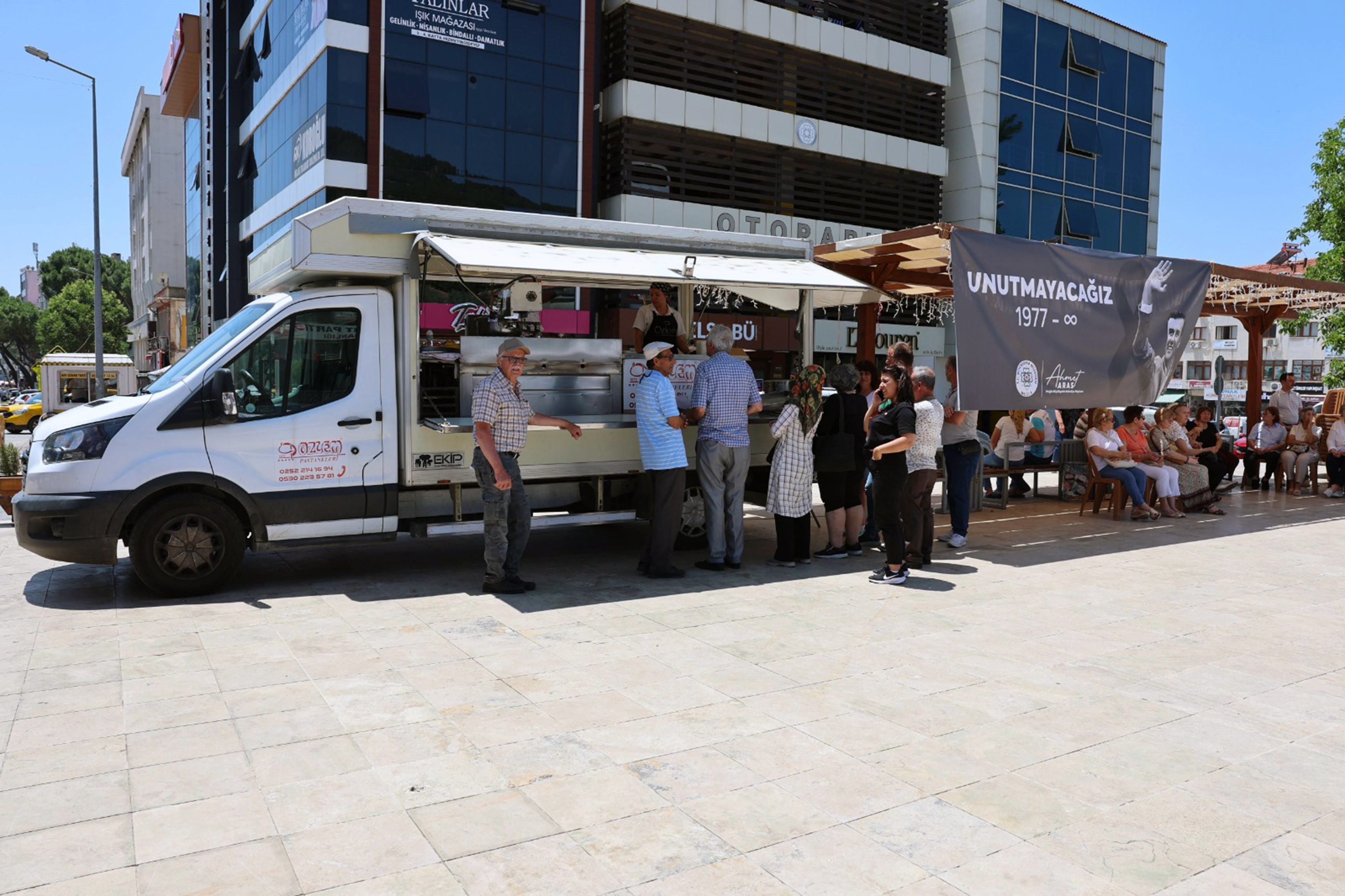 Muğla'da Başkan Zeyrek İçin Lokma Döktürdüler (2)