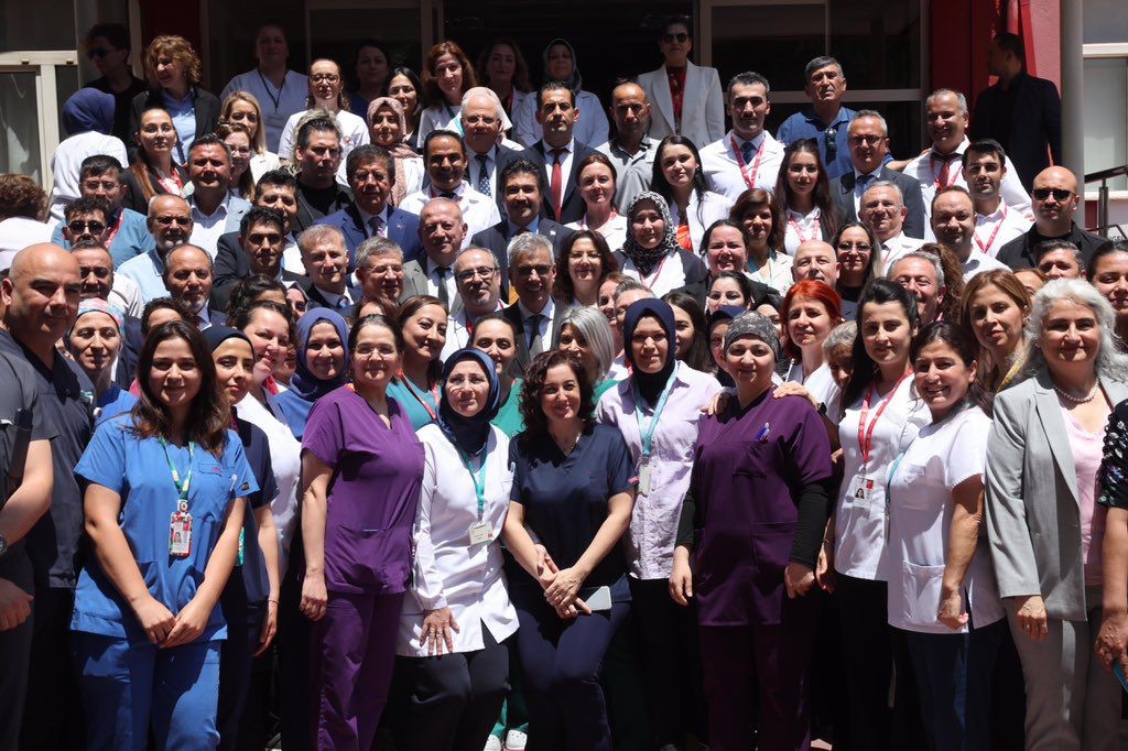 Sağlık Bakanı Prof. Dr. Memişoğlu, Müjdeyi Verdii (3)
