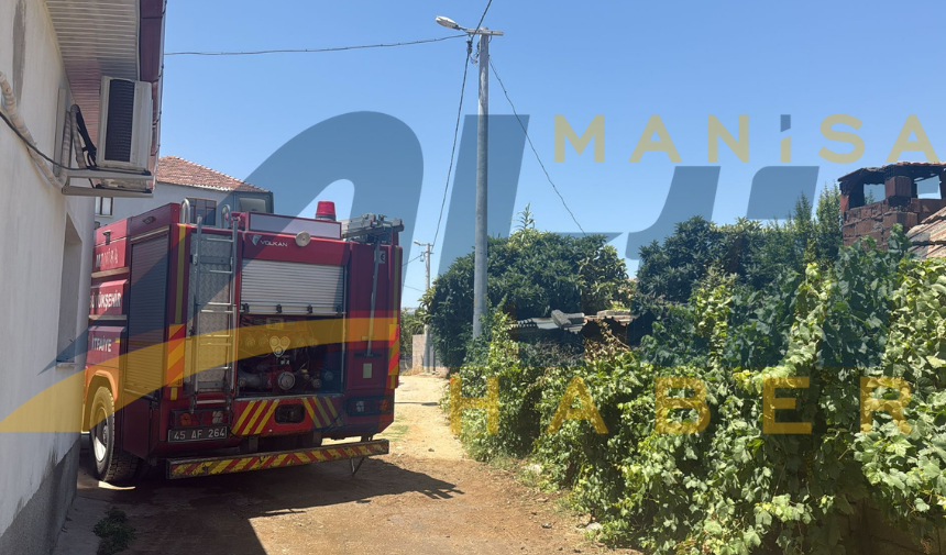 Sarıgöl'de Yangın (6)