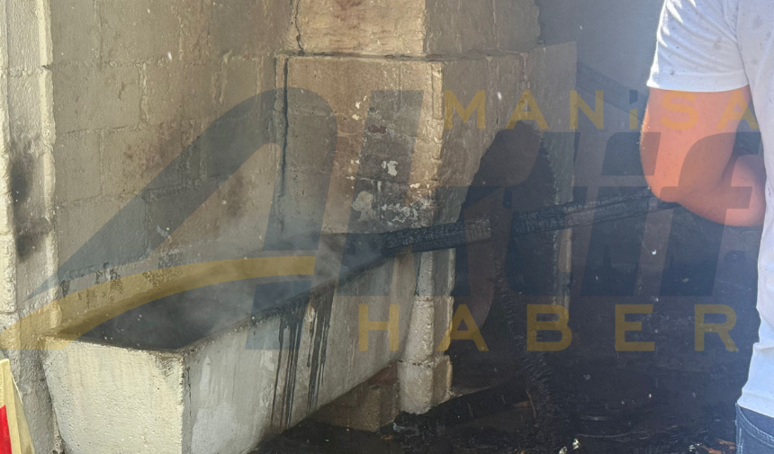 Sarıgöl'de Yangın