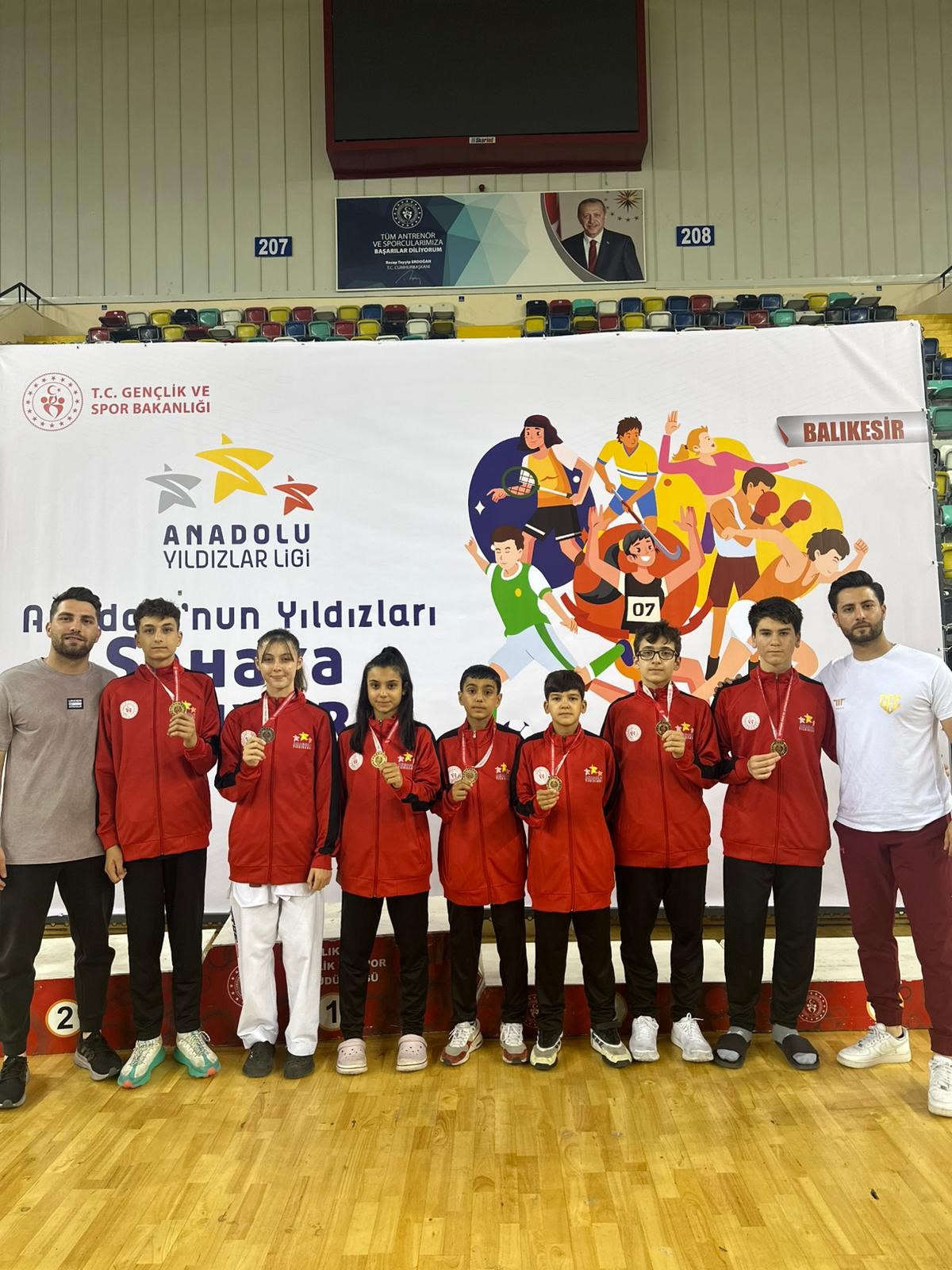 Taekwondo’da Finallere Kaldı Sporcular Tarihi Bir Başarıya Imza Attıı (2)