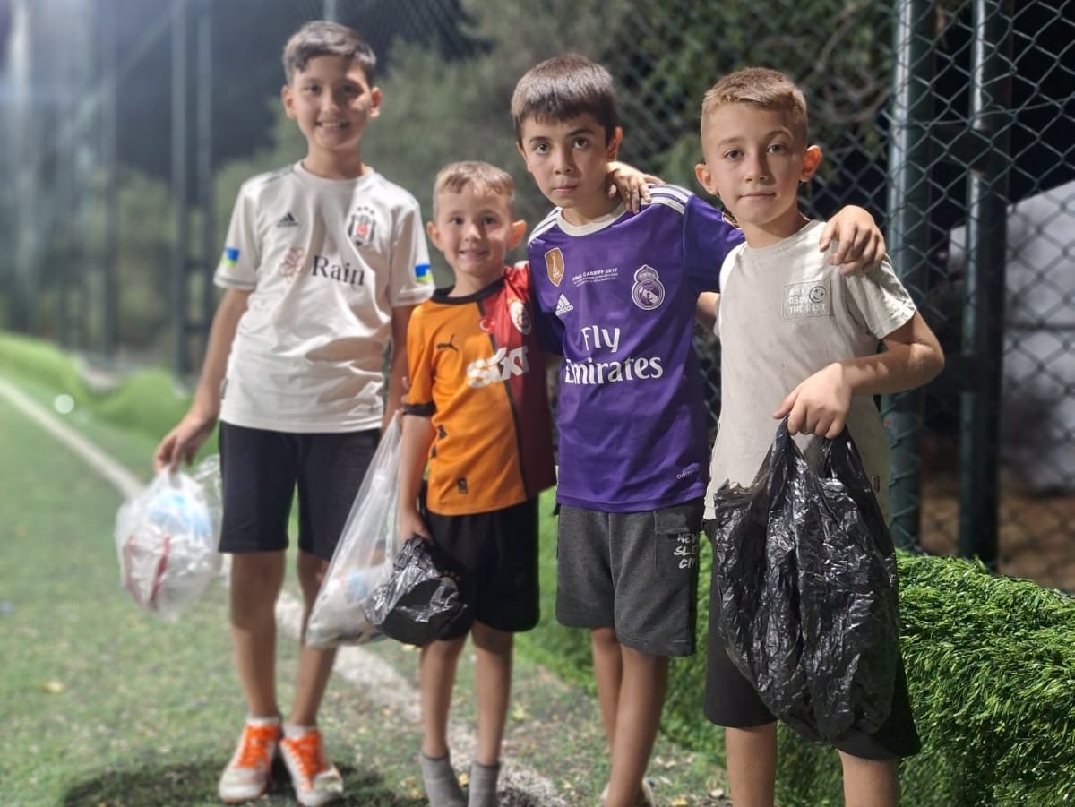 Sarıgöl'de gençlerden büyüklere örnek olacak davranış-1
