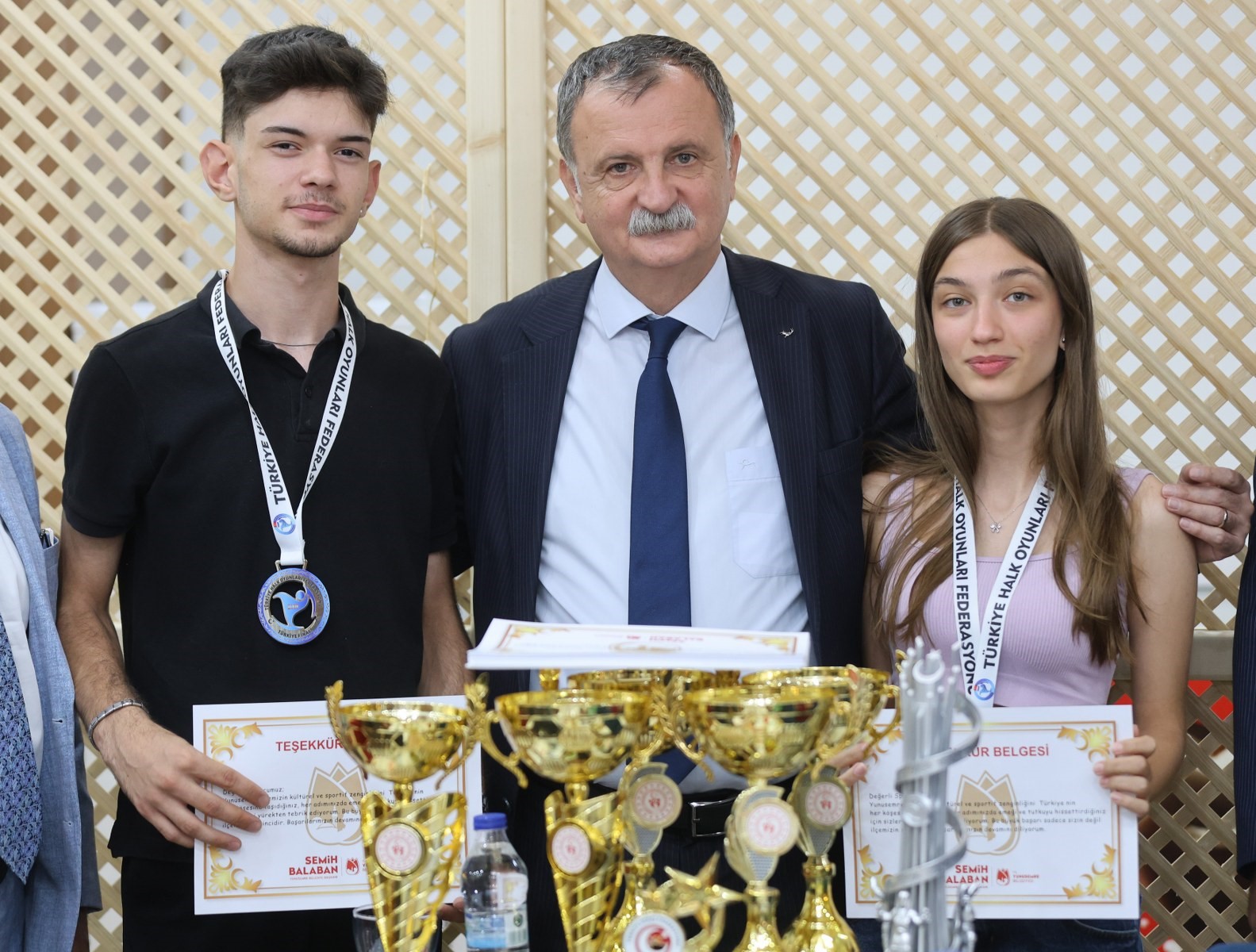 Başkan Balaban Şampiyon Sporcuları Kutladıı (2)